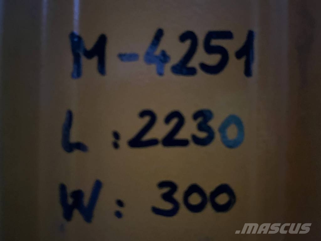 Still EGV12 V-4251 IO Самоходни товарачи