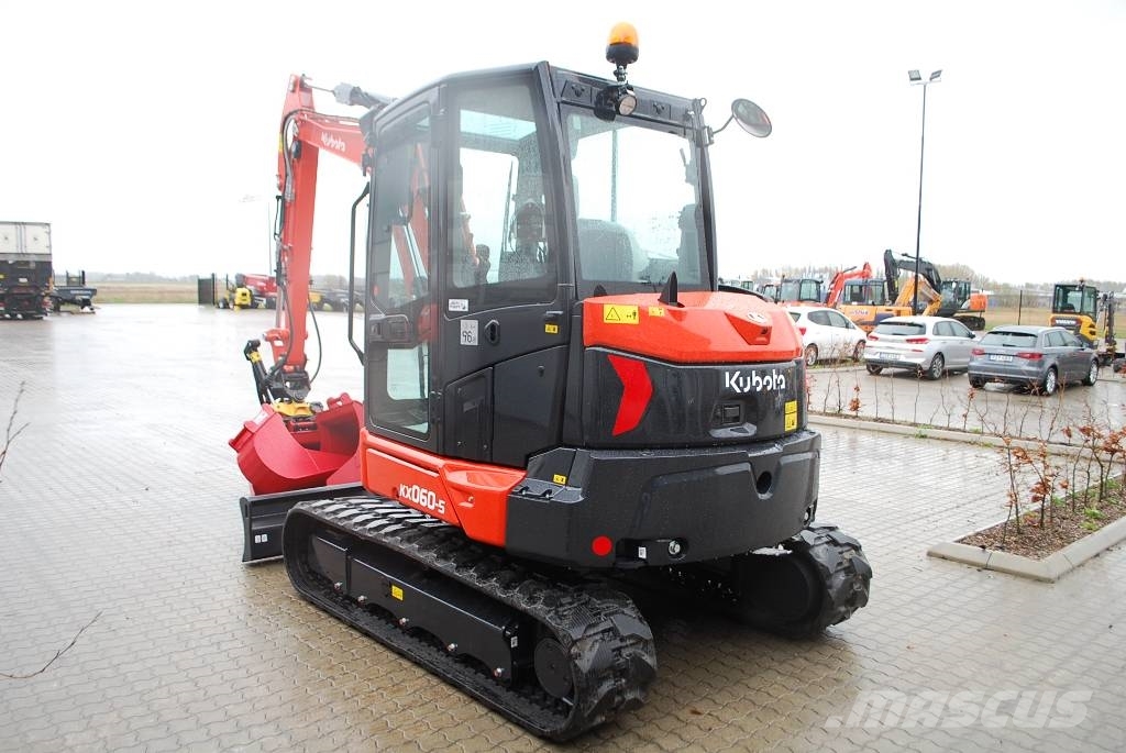 Kubota KX 060 - 6 tons حفارات صغيرة أقل من 7 طن (حفارات صغيرة)
