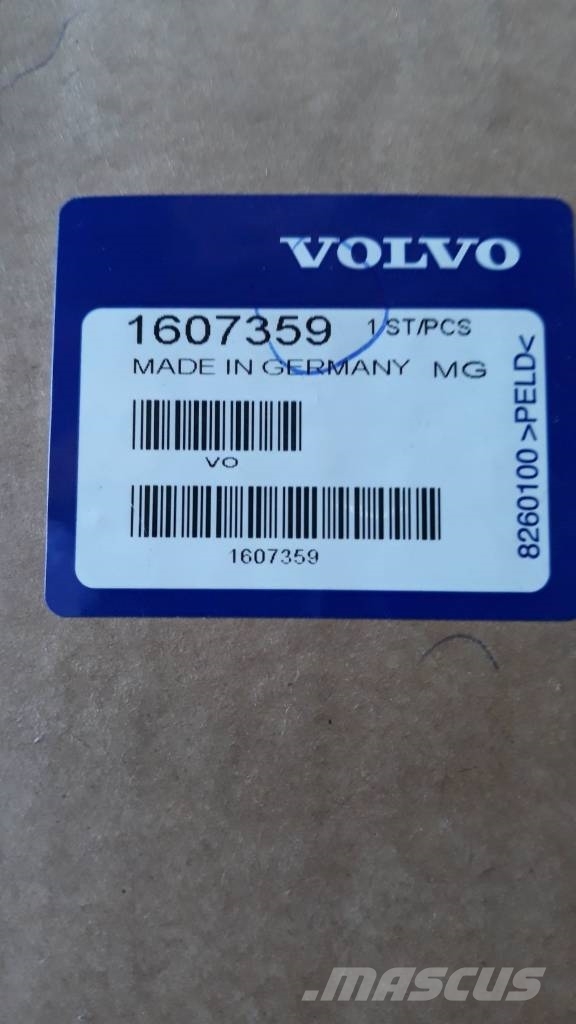 Volvo STEERING WHEEL 1607359 驾驶室与内部