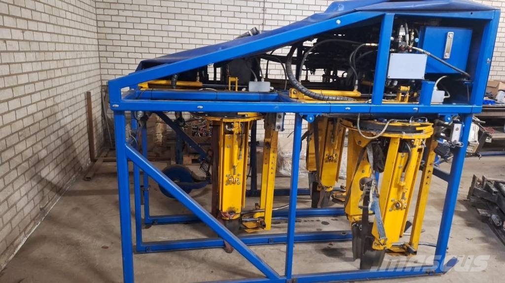 Lommers 3-rijige automatische kluitsteek/vormsnoei Agriculture - Autres