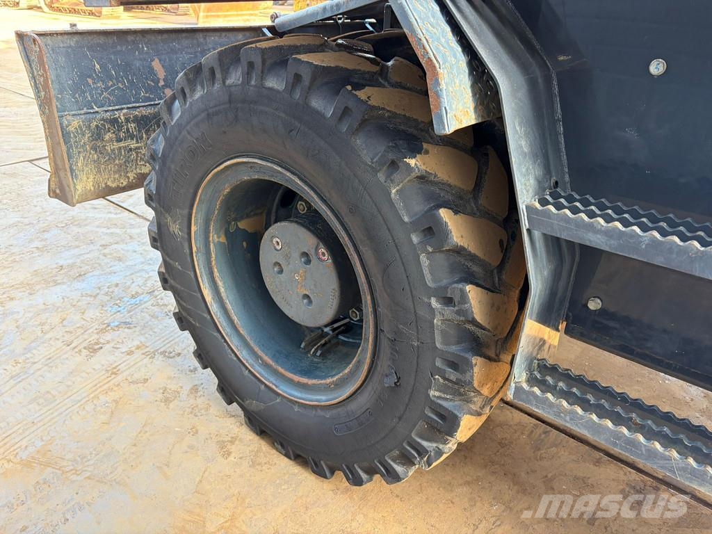 Komatsu PW148-10 Εκσκαφείς με τροχούς - λάστιχα
