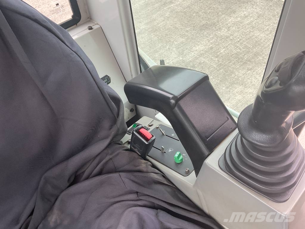 Takeuchi TB 175 Mini excavators 7t - 12t