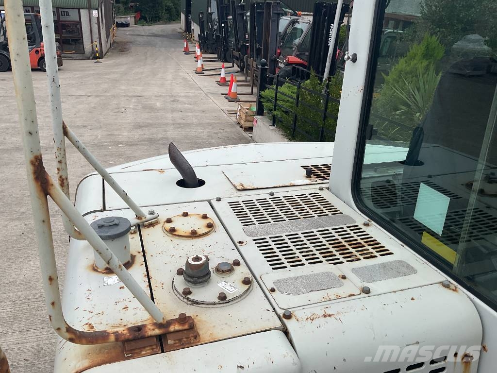 Takeuchi TB 175 Mini excavators 7t - 12t