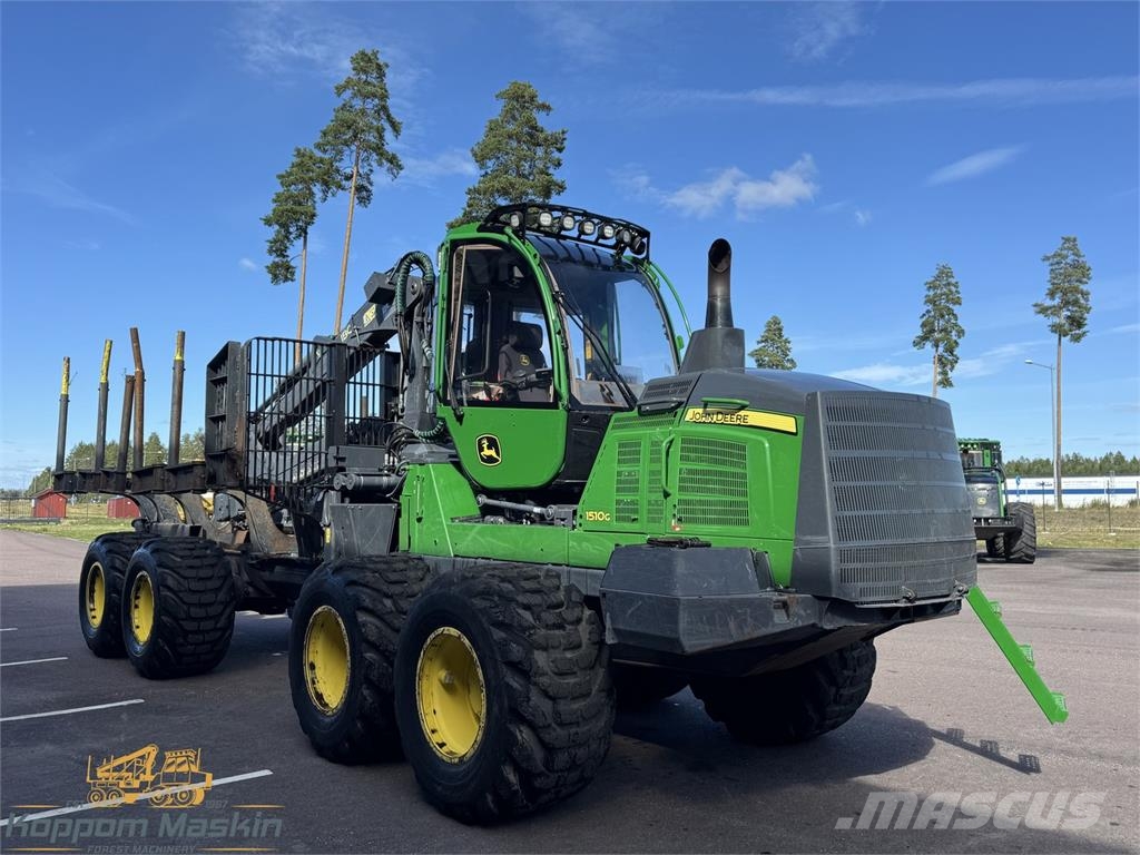 John Deere 1510G Uitrijwagens