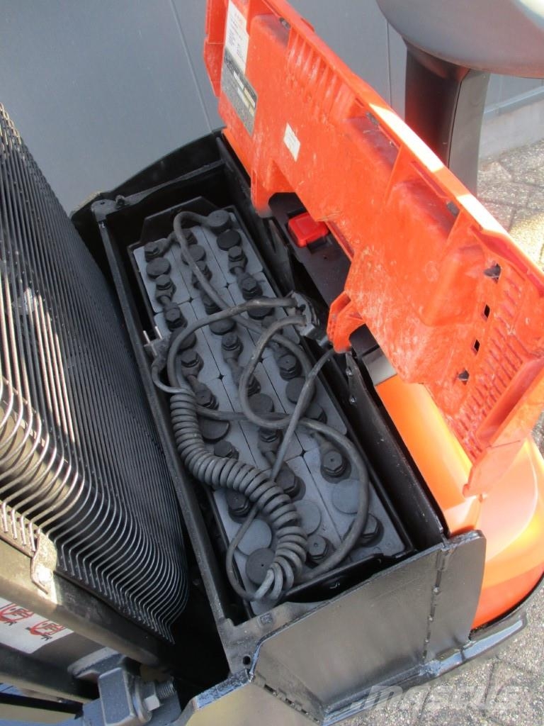 BT SWE120 Montacargas con plataformas de baja elevación