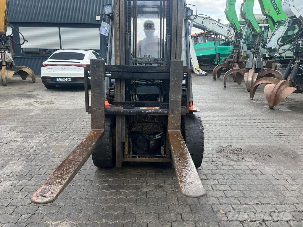Toyota FD 35 Diesel forklifts