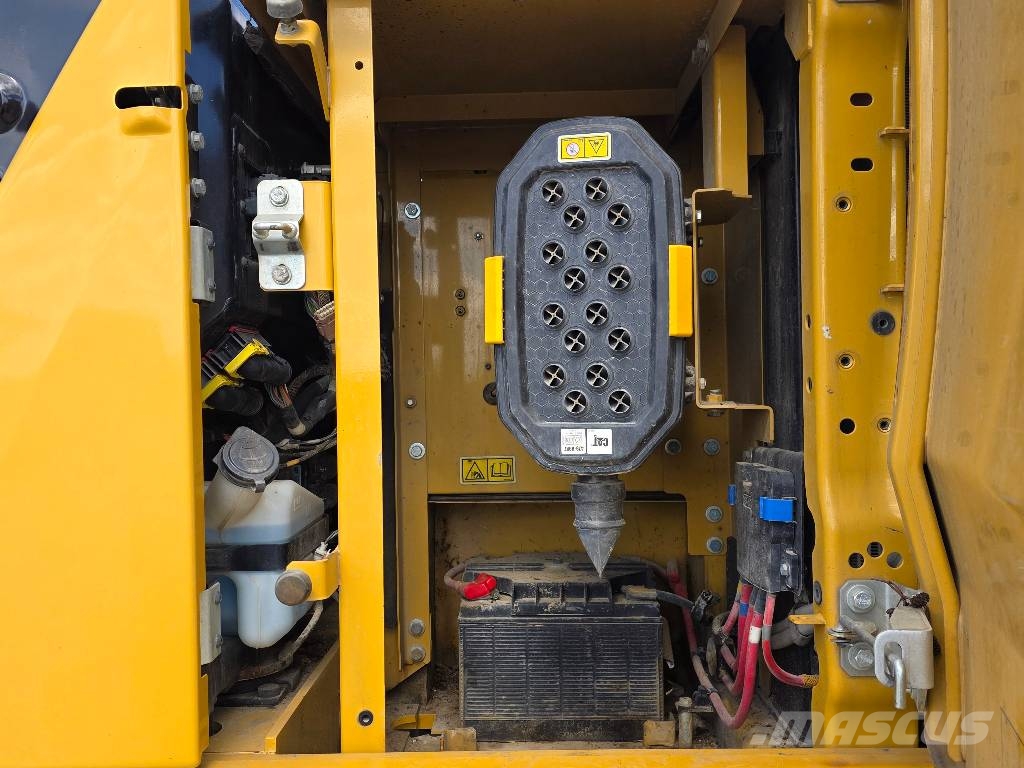 CAT 320-07C, 2020 ROK, 5500 MTH, OIL QUICK OQ 70/55 Koparki gąsienicowe
