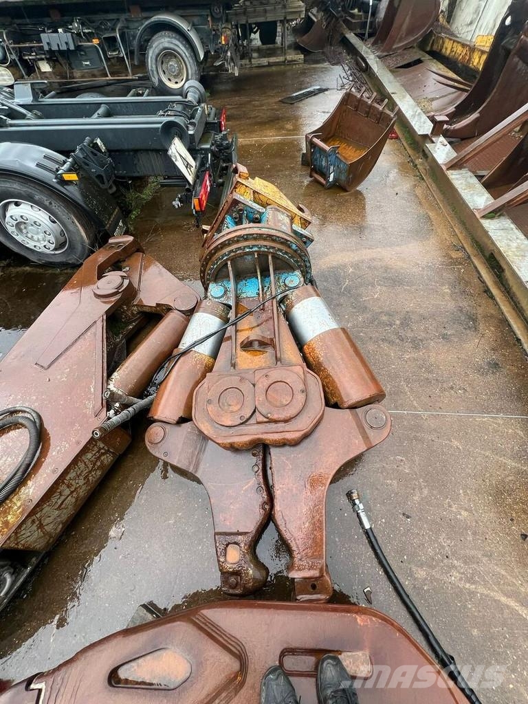 Krupp Betonschere CW 30 Hidraulične škare
