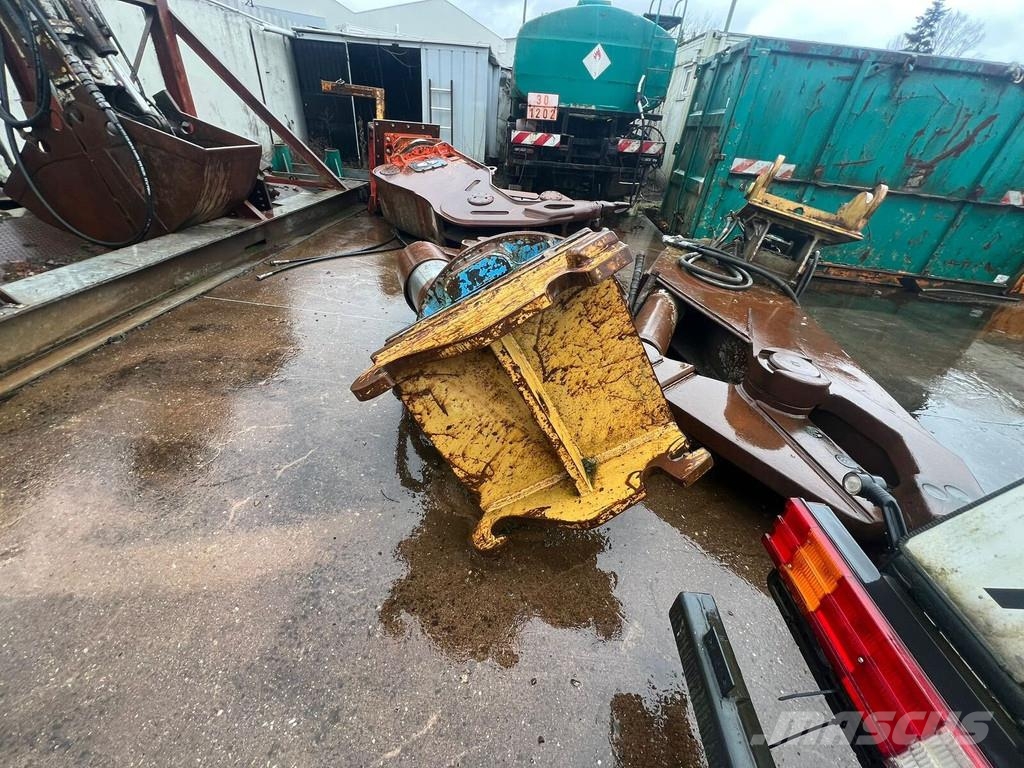 Krupp Betonschere CW 30 Hidraulične škare