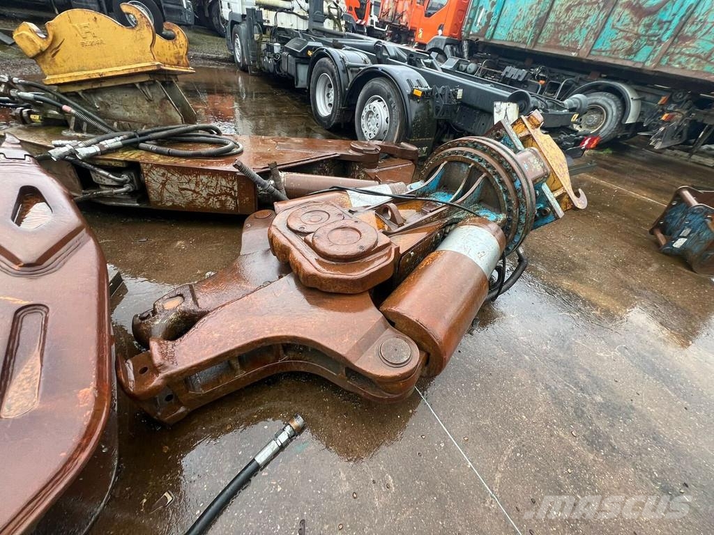 Krupp Betonschere CW 30 Hidraulične škare