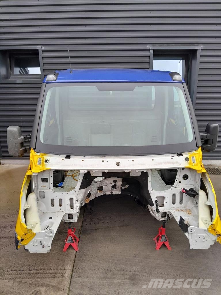 Iveco DAILY EURO 6 2014 -> Kabiny a interiér