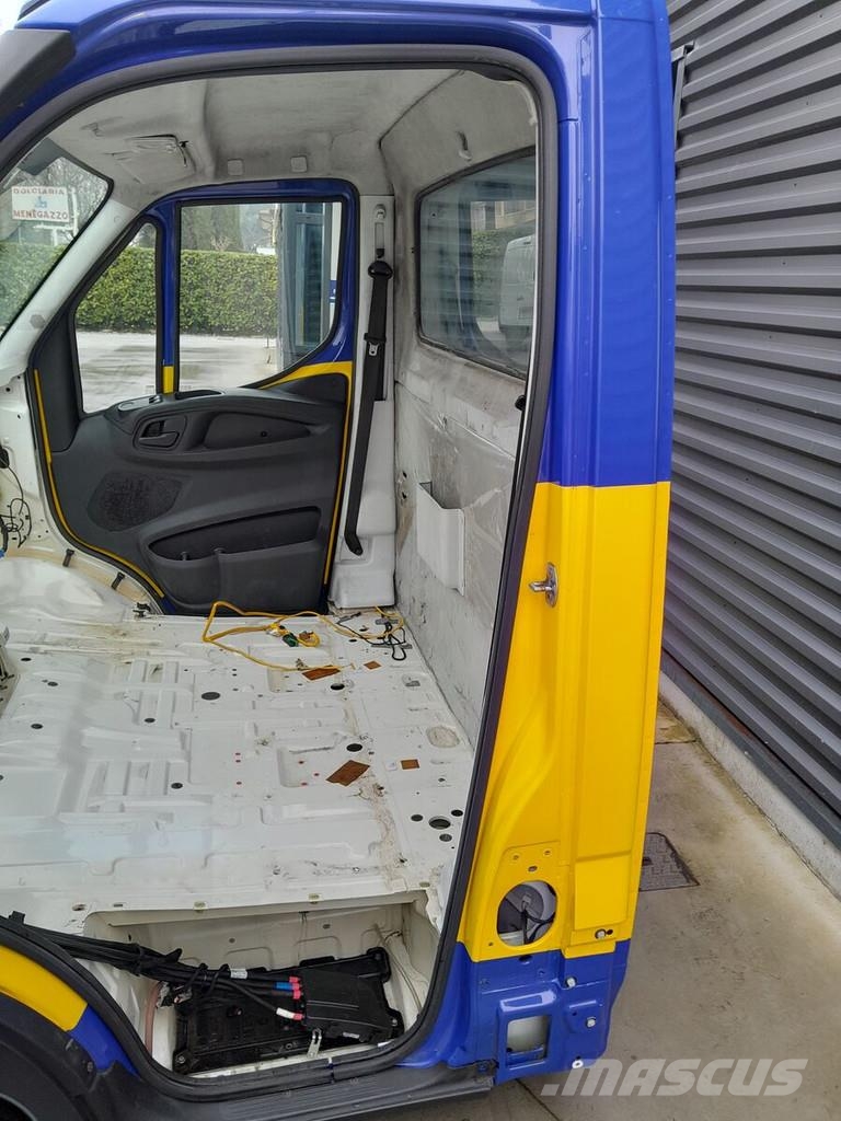 Iveco DAILY EURO 6 2014 -> Kabiny a interiér