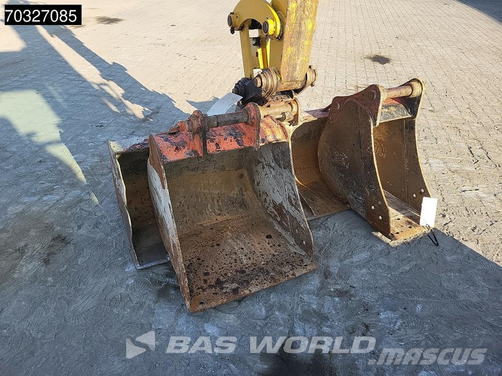 CAT 305 E2 3 Buckets Mini excavadoras < 7t