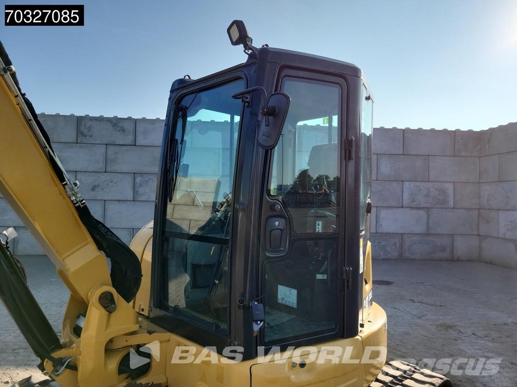 CAT 305 E2 3 Buckets Mini excavadoras < 7t