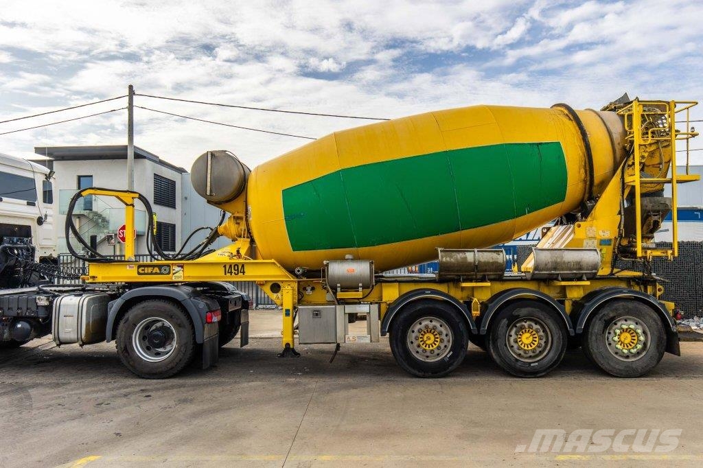 MOL BETON MIXER/MALAXEUR/MISCHER 12M3 Otros semirremolques
