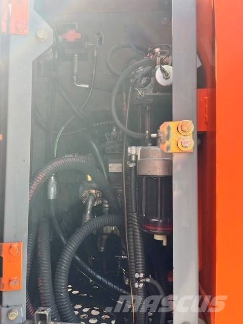 Hitachi ZX 225 LC-3 / Rototilt,Rasvari,Lämmitin,Kauha Bageri gusjeničari