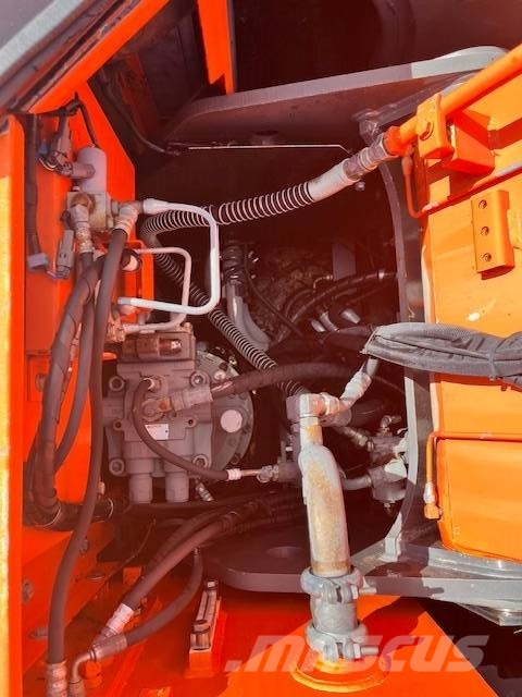 Hitachi ZX 225 LC-3 / Rototilt,Rasvari,Lämmitin,Kauha Bageri gusjeničari