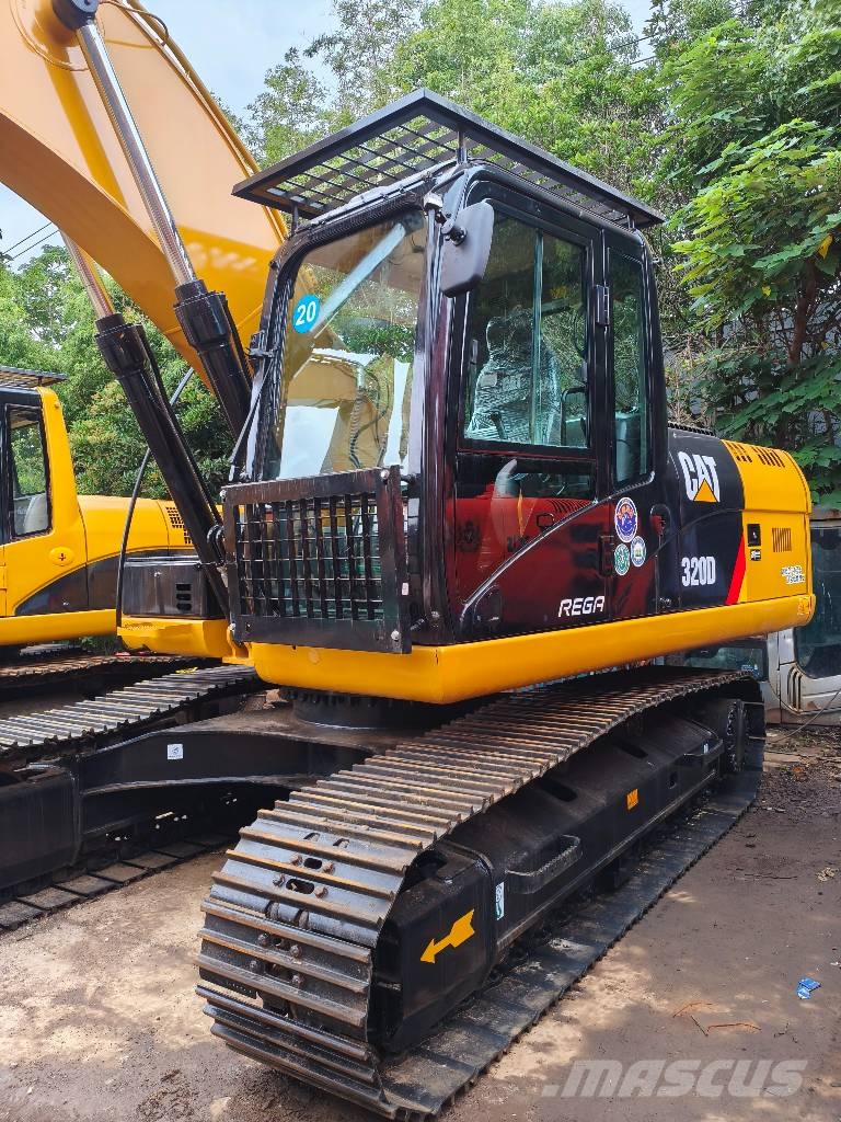CAT 320 D Raupenbagger