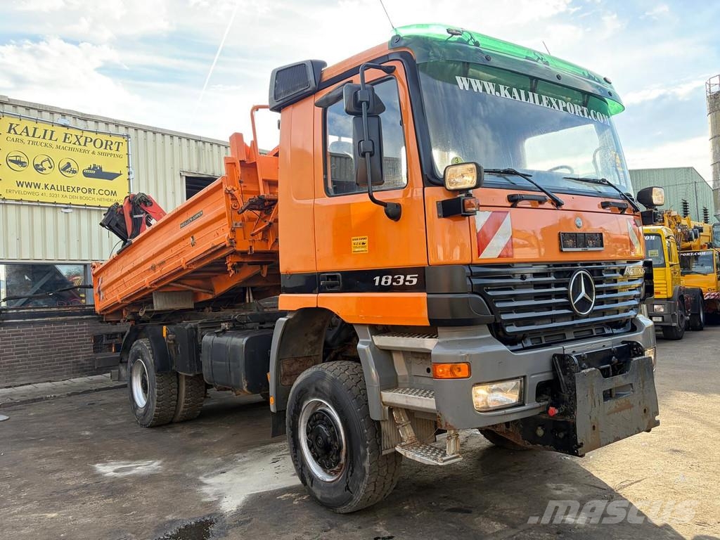Mercedes-Benz Actros 1835 Kipper + Palfinger 7501 Crane - Remote Rabljene dizalice za težak teren