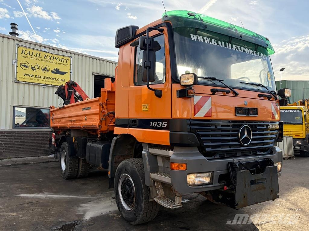 Mercedes-Benz Actros 1835 Kipper + Palfinger 7501 Crane - Remote Rabljene dizalice za težak teren