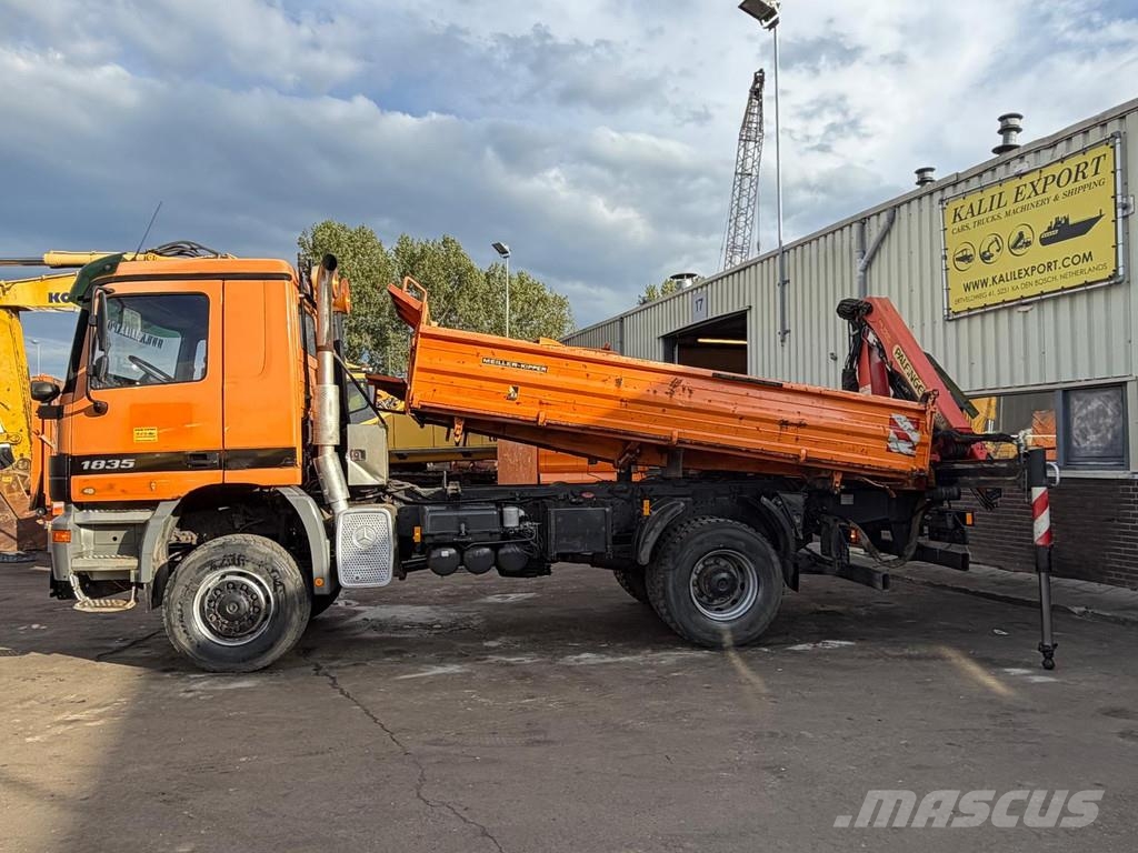 Mercedes-Benz Actros 1835 Kipper + Palfinger 7501 Crane - Remote Rabljene dizalice za težak teren