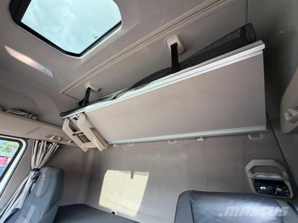 DAF XF 530 4x2 Euro 6E Smart Tacho Full Spoiler *APK* Тягачі