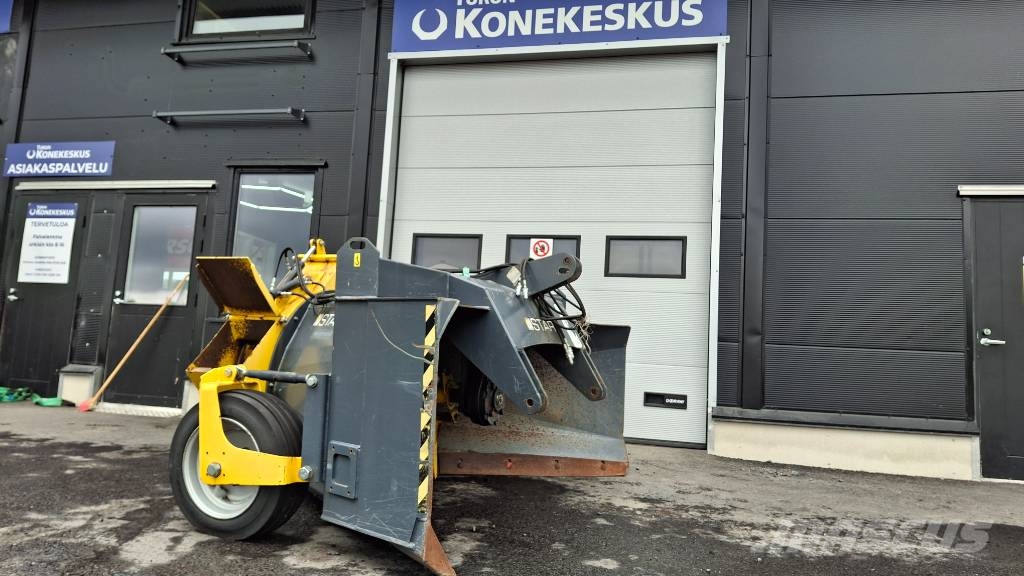 Stark 270 S810 lumilinko renkailla Fresadoras quitanieves
