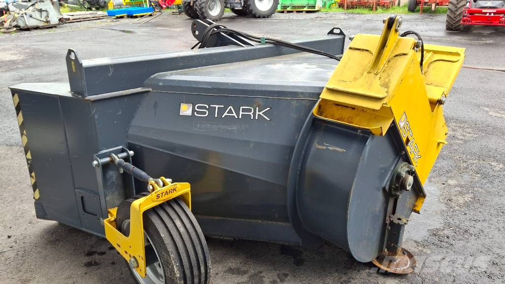 Stark 270 S810 lumilinko renkailla Fresadoras quitanieves