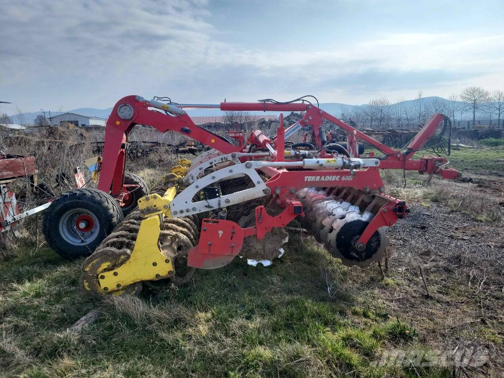Pöttinger TerraDisc 6001 T Cultivatoren