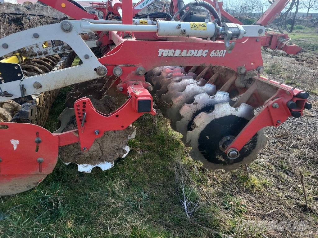 Pöttinger TerraDisc 6001 T Cultivatoren