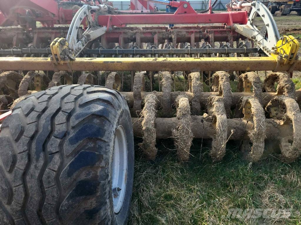 Pöttinger TerraDisc 6001 T Cultivatoren