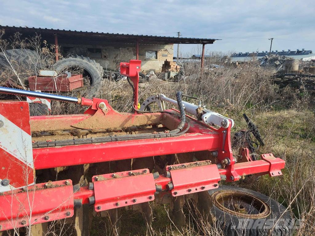 Pöttinger TerraDisc 6001 T Cultivatoren