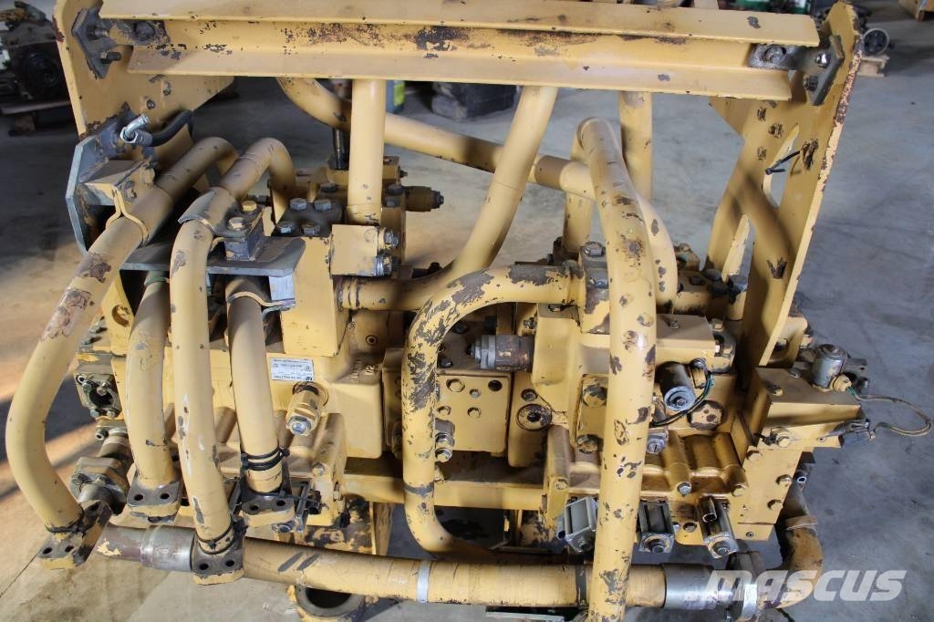 CAT 385 BC Double Control Block (Μπλοκ Χειριστηρίου) Varikliai