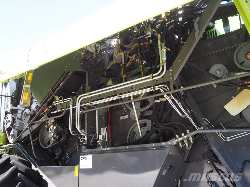 CLAAS Lexion 660 + V750 联合收割机