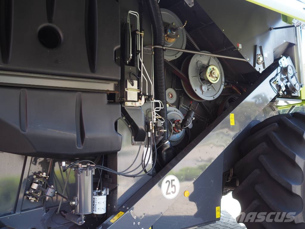 CLAAS Lexion 660 + V750 联合收割机