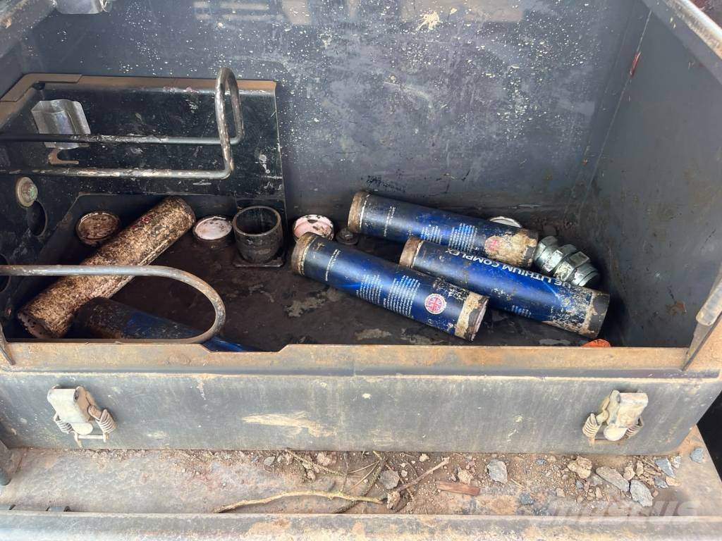 Hitachi ZX 350 LC-6 Escavatori cingolati