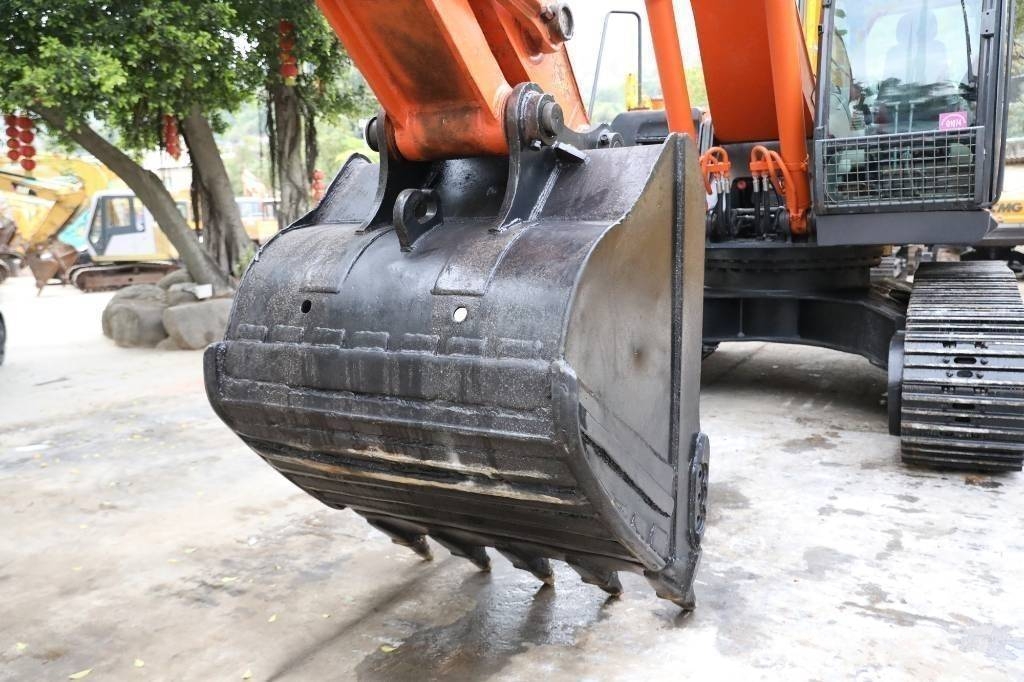 Hitachi ZX 350-5 Lánctalpas kotrók