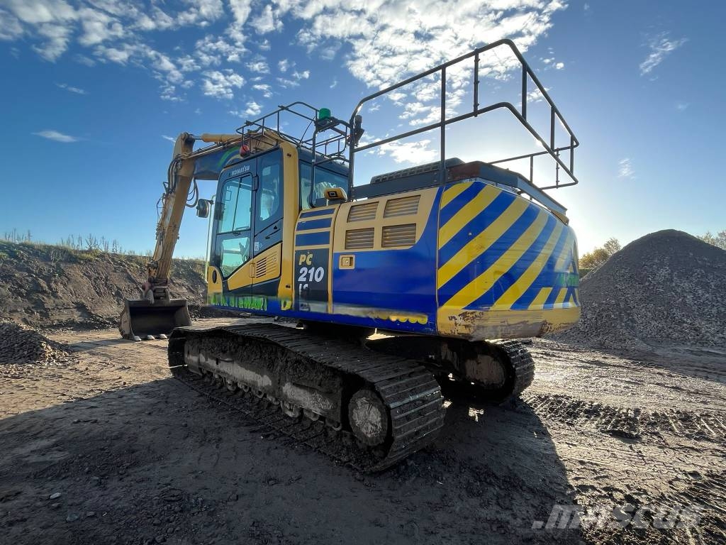 Komatsu PC 210 LC-11 Lánctalpas kotrók