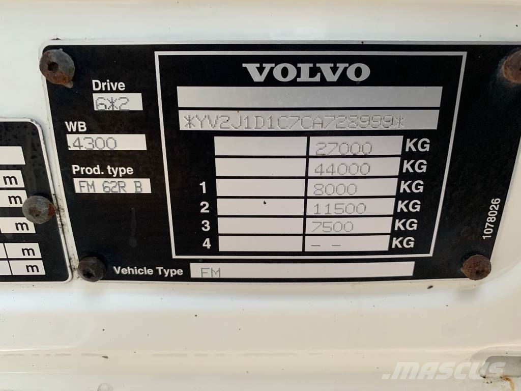 Volvo FM330 6x2+EURO5+VINCH Atkritumu izvešanas transports