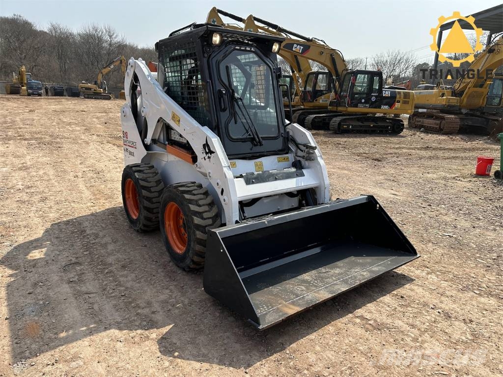 Bobcat S 18 لوادر انزلاقية التوجيه