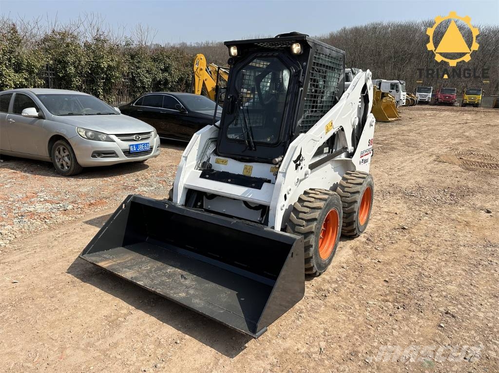 Bobcat S 18 لوادر انزلاقية التوجيه