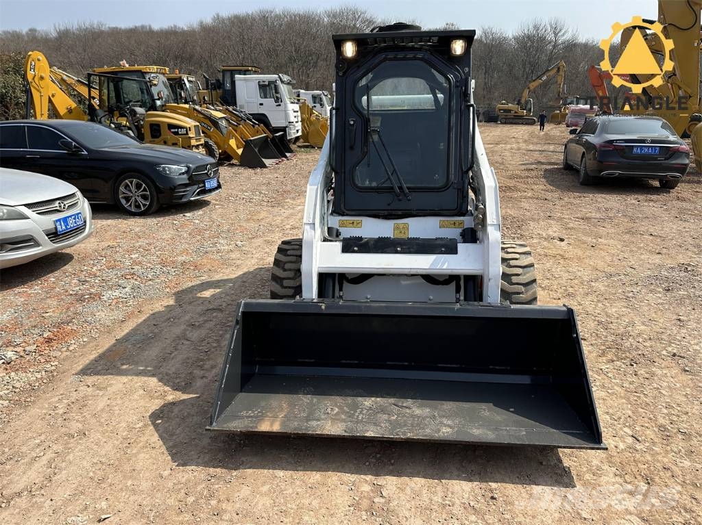 Bobcat S 18 لوادر انزلاقية التوجيه
