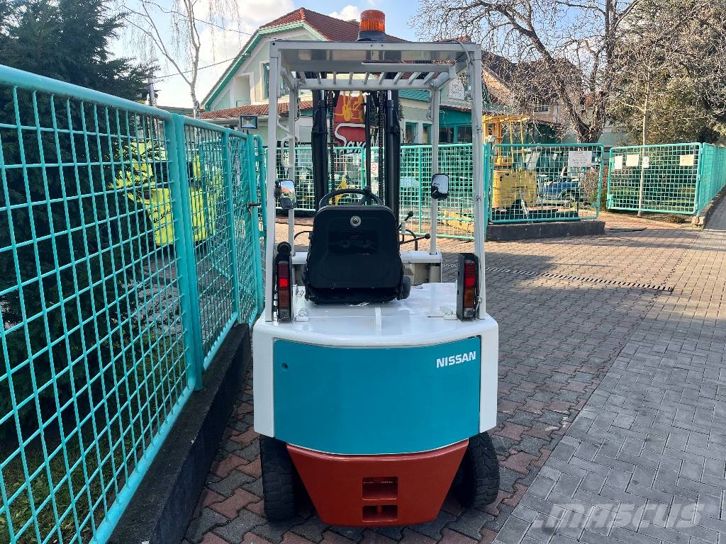 Nissan M01L-20U V-4118 IO Electric forklifts