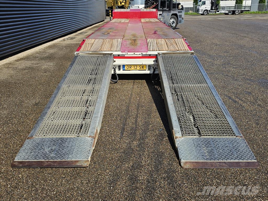 Faymonville max trailer N/A F-S44 / STEERING AXLE - LIFT AXLE نصف مقطورة مسطحة منخفضة