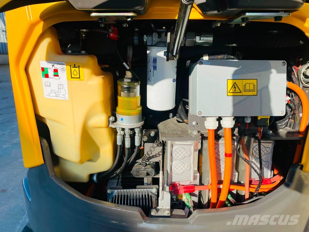 Volvo ECR 25 Electric Mini pelle < 7t