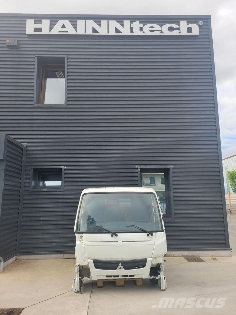 Mitsubishi Fuso "S" Euro 6 驾驶室与内部