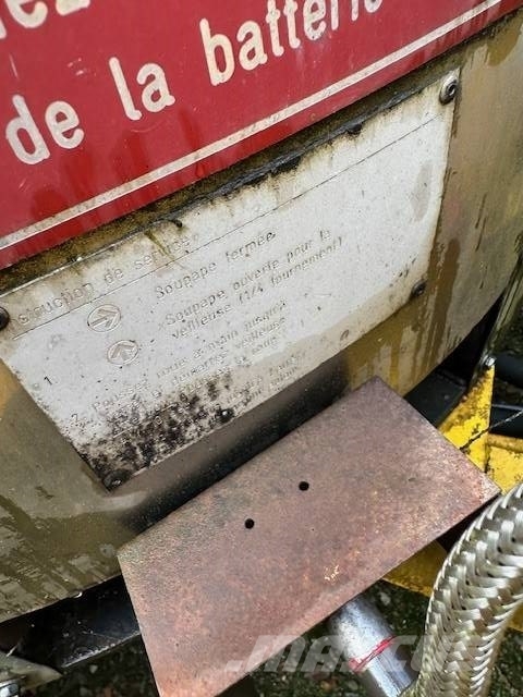 Linhoff MICA/HENNE/AGT Asfaltsläggningsmaskiner
