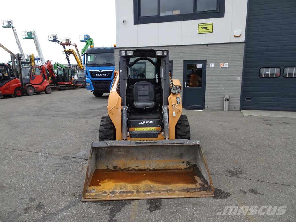 CASE SR175 SR175B Skid steer loaders