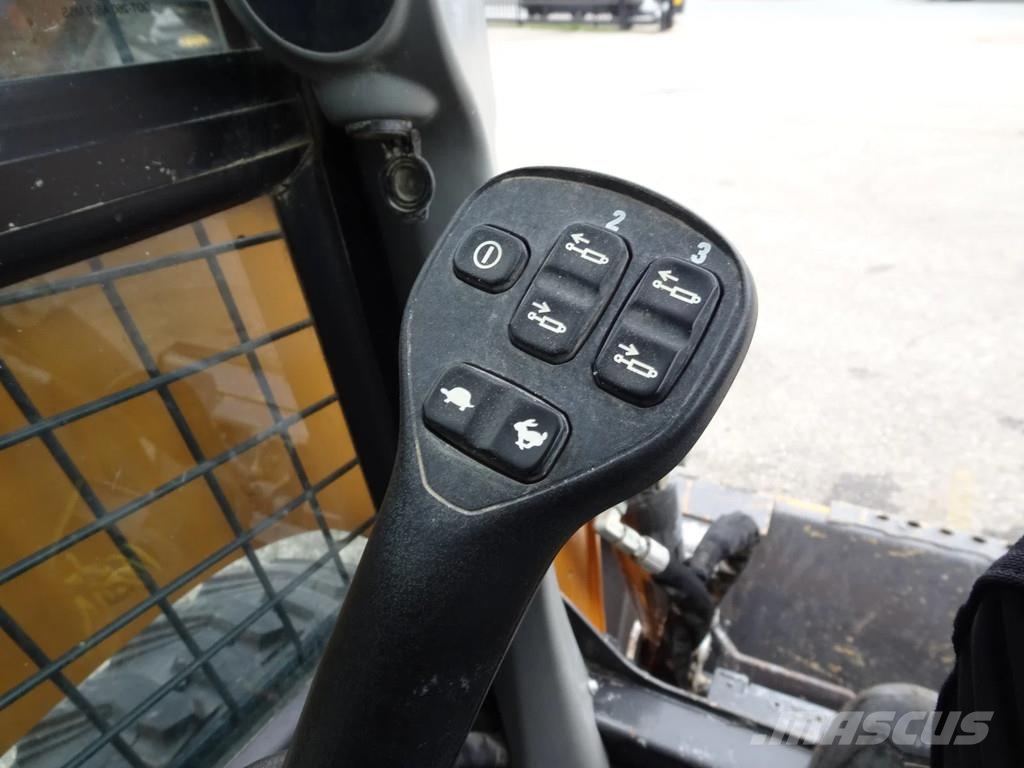 CASE SR175 SR175B Skid steer loaders