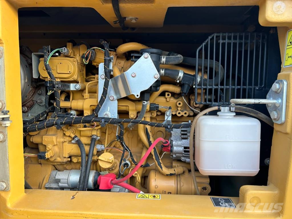 CAT 308 CR Midi excavators 7t - 12t